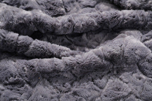Poliéster 150cm da tela do teste padrão de Grey Solid Faux Fur Rabbit