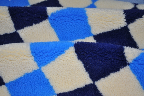 Falso 100% da tela de Sherpa do poliéster do jacquard 150cm 535gsm ajustável