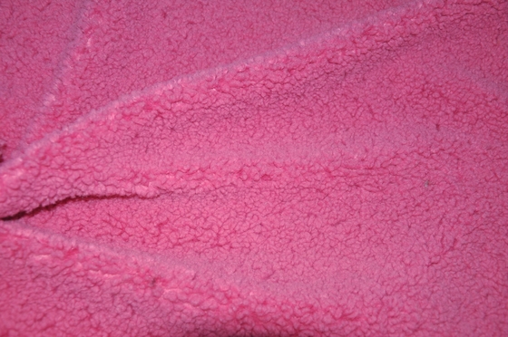 a tela de Sherpa do falso de 150cm reciclou o teste padrão 500gsm do jacquard da pele do poliéster