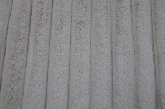 Pele entalhada 100Polyester 150cm CW do coelho ou ajustável