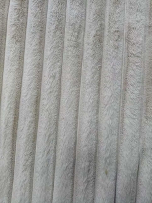 Imitação de pele de coelho 100% poliéster 150cm CW ou ajustável