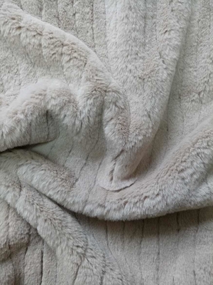 Tecido de pele de coelho 100% poliéster 150cm CW ou ajustável