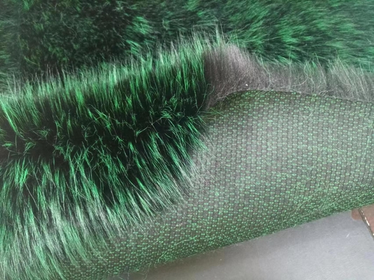 Pelúcia de raposa macia e pesada, de cores mistas